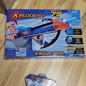 Xploderz Xbow 1500 with Xtra clip and refill rounds air soft New in box fun